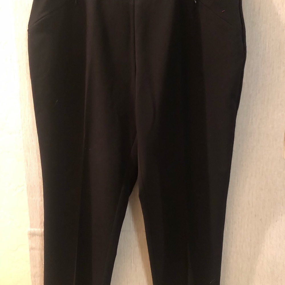 Investments Women’s Elegant Black Dress Cropped Pants